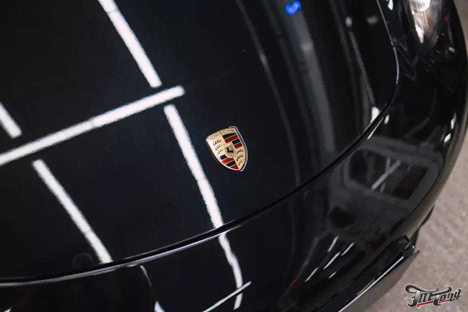 Улучшили Porsche Boxster S: восстановили кузов, добавили акцент в виде цветных ремней безопасности — и снова на дороге в идеальной форме!